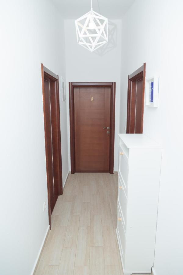 Plamenatz Studio Apartments Virpazar Exterior photo